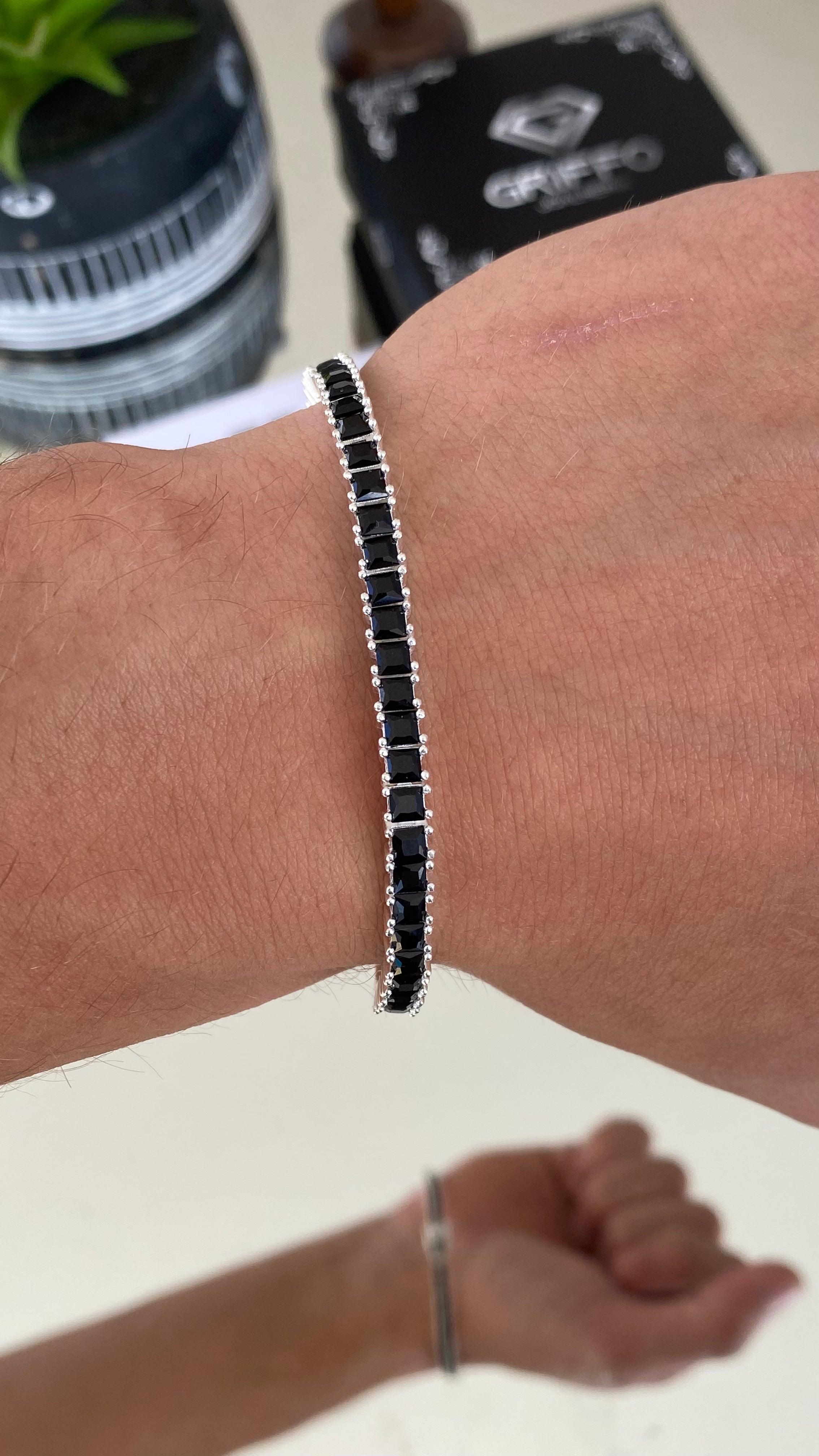 Pulseira Riviera Preta 4mm